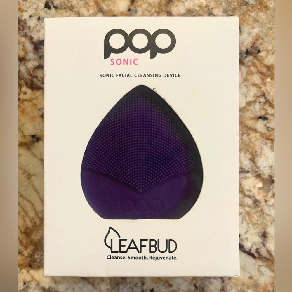 Leafbud Pop Sonic: Sonic Facial Cleansing Device